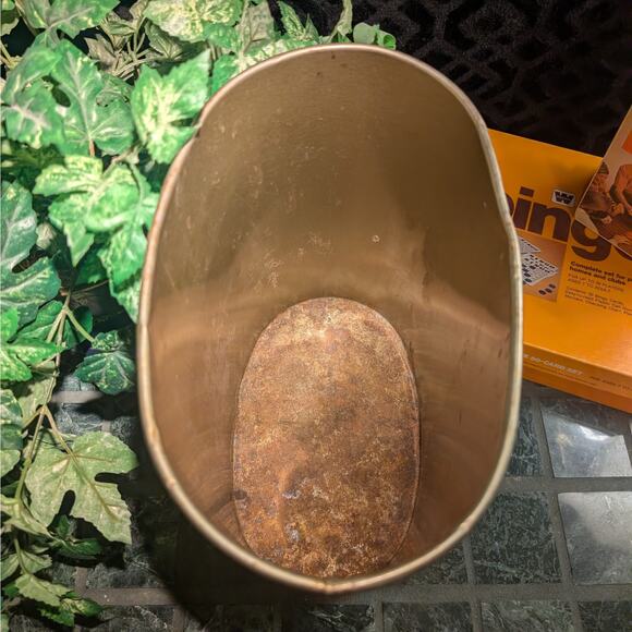 Vintage 1960s-70s Groovy Yellow Smiley Face Black Metal Waste Basket Trash Can - Picture 5 of 7